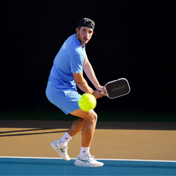 Marlo Sport Siberian Pro 2.0 16mm Elongated pickleball paddle in action